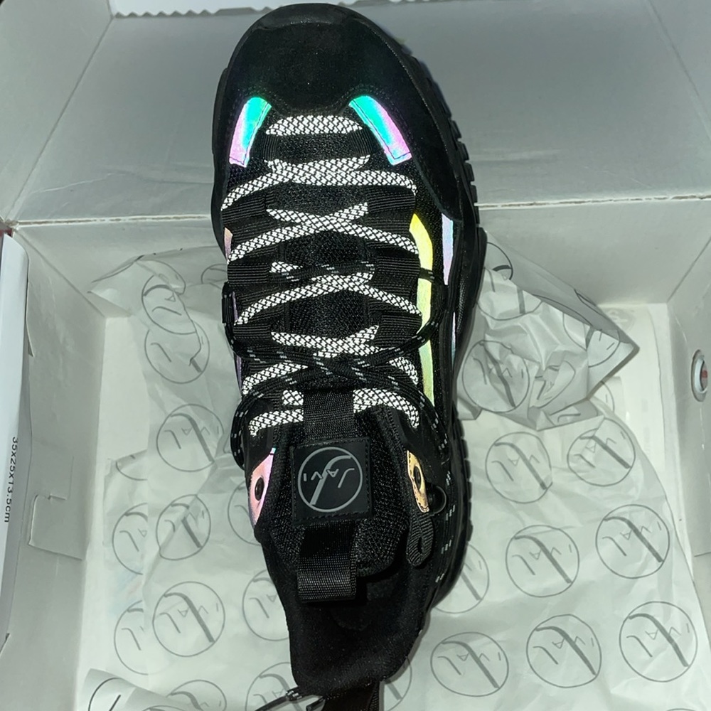 Javi - Picture 2 of 3